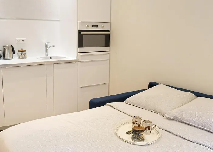 Prestige Madeleine Opera Apartmán *